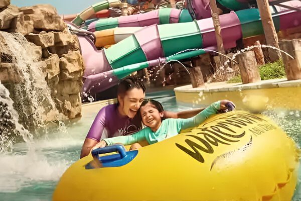 Yes Island Theme Parks – Yas Waterworld